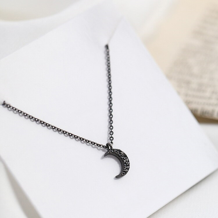 Collier Lune Noire - Élégance Nocturne 🌙 – Image 2