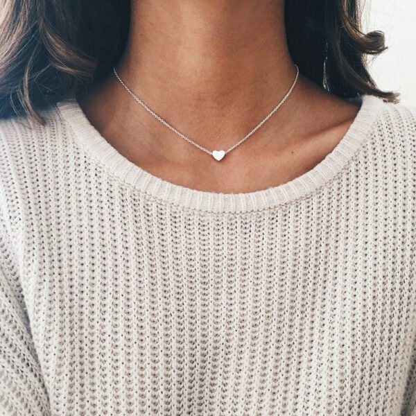 Collier Cœur Minimaliste - Élégance Discrète ❤️