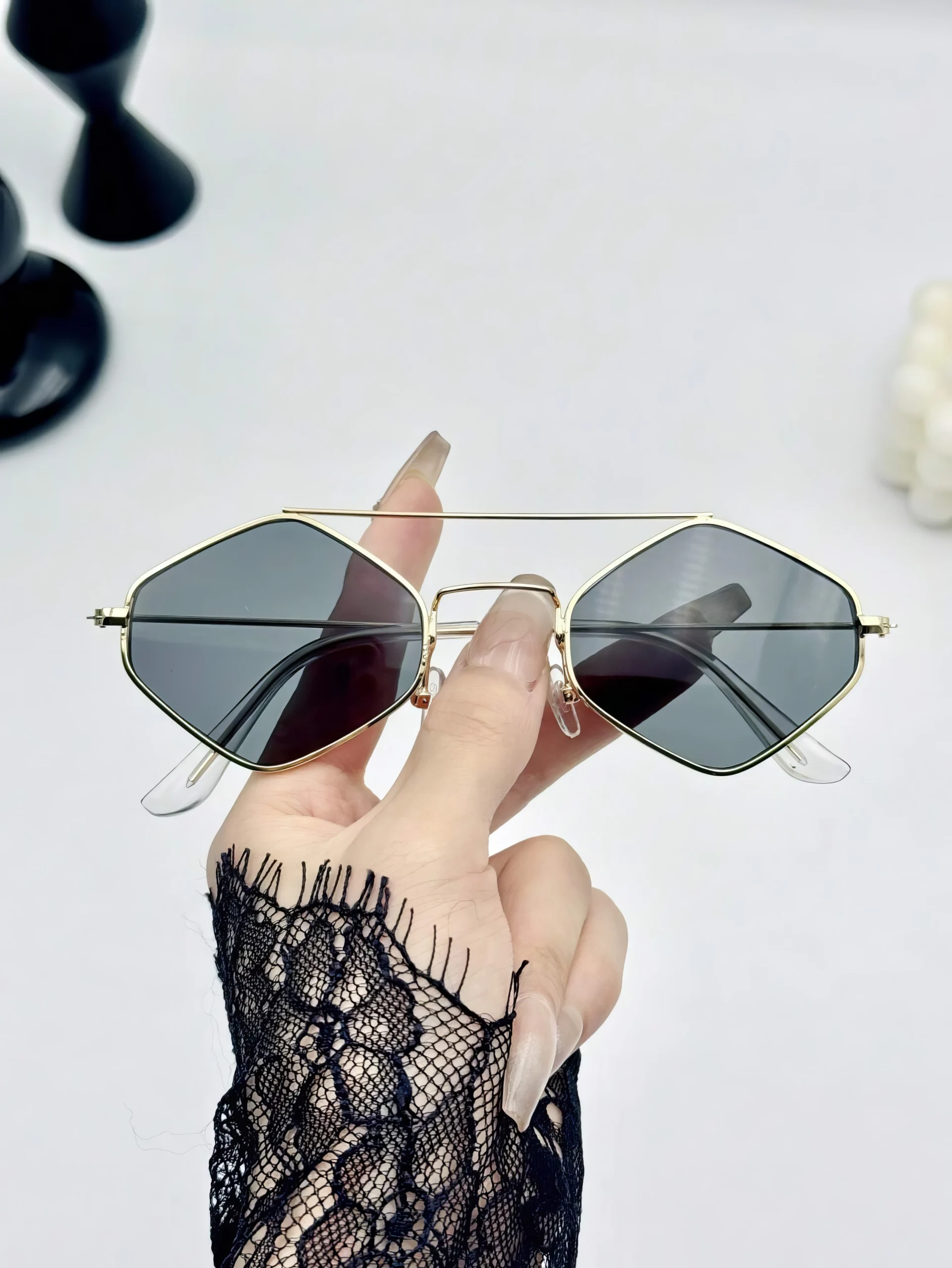 Lunettes de Soleil - Style Moderne et Élégant – Image 2