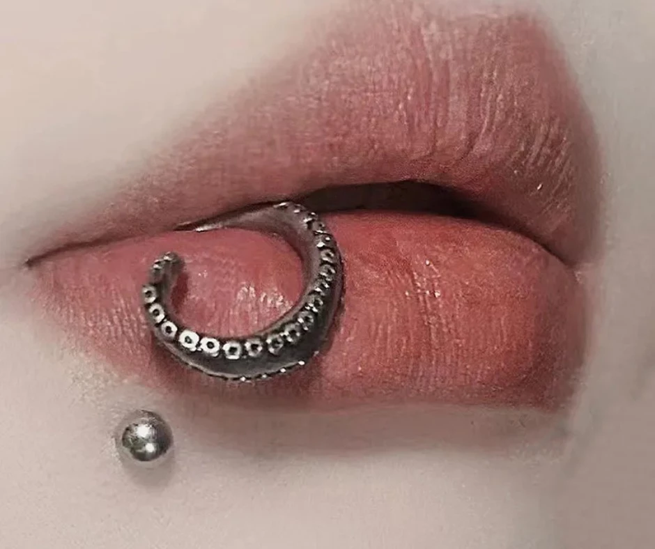 Piercing Tentacule - Design Unique đ