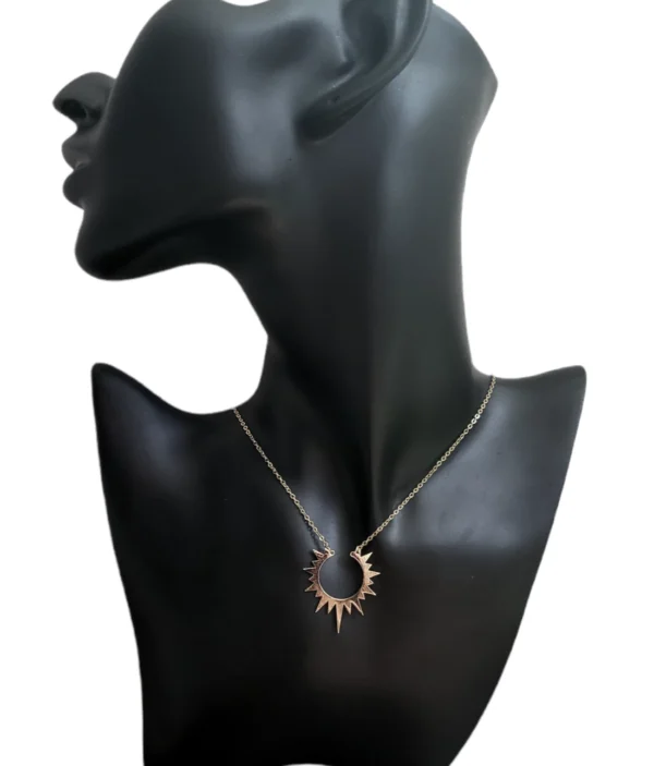 Collier Élégance Solaire ☀️