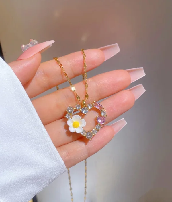 Collier Cœur Florale et Romantique 🌸