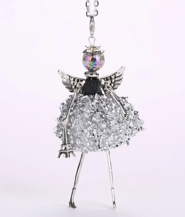 Collier Poupée Élégante – Style Fantaisie & Charme 🧚♀️