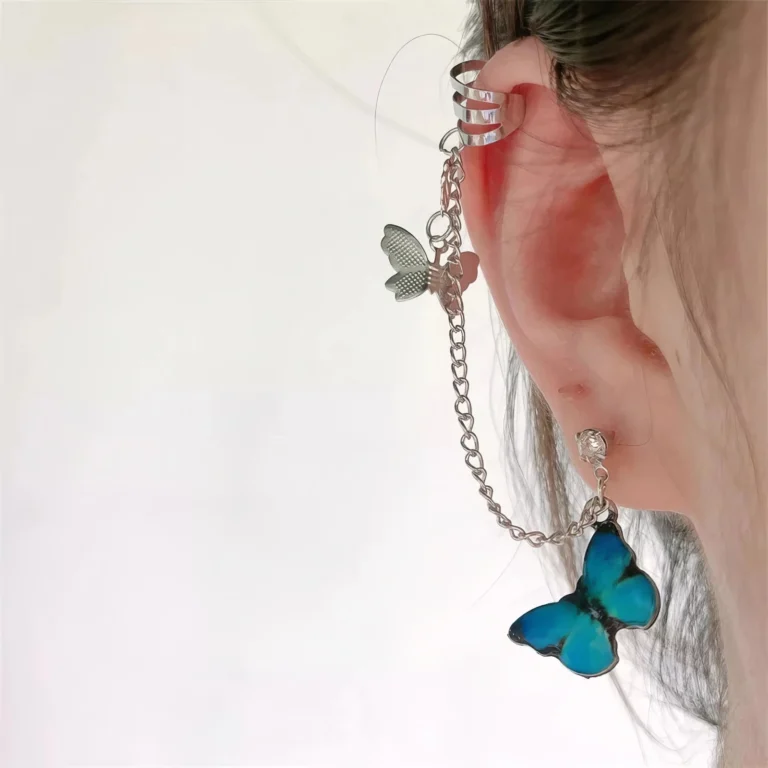 Boucle d’Oreille Chaîne Papillon 🦋